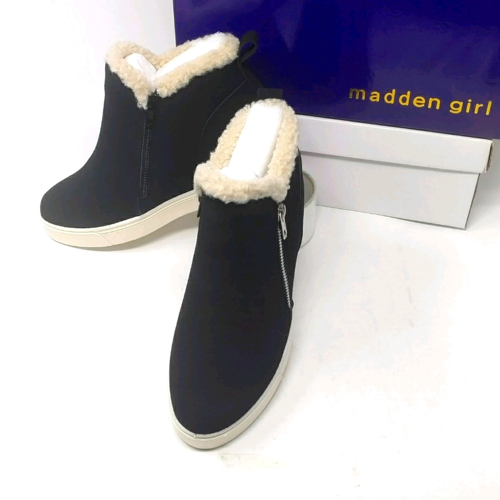 Madden Girl Women's Perfrm-F Wedge Sneakers